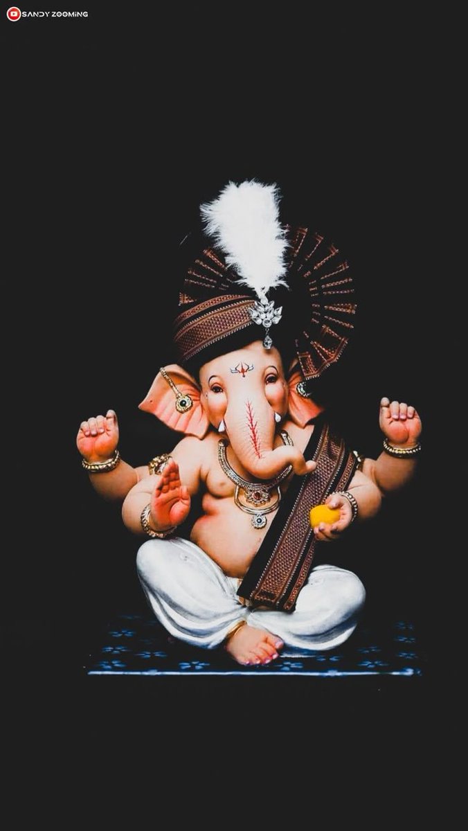 vignesh__9's tweet image. In the divine presence of Lord Ganesha — remover of obstacles, giver of wisdom and prosperity.

May every new beginning be blessed with success, strength, and positivity. 🌸✨

#GanpatiBappaMorya #Blessings #NewBeginnings #PositiveVibes