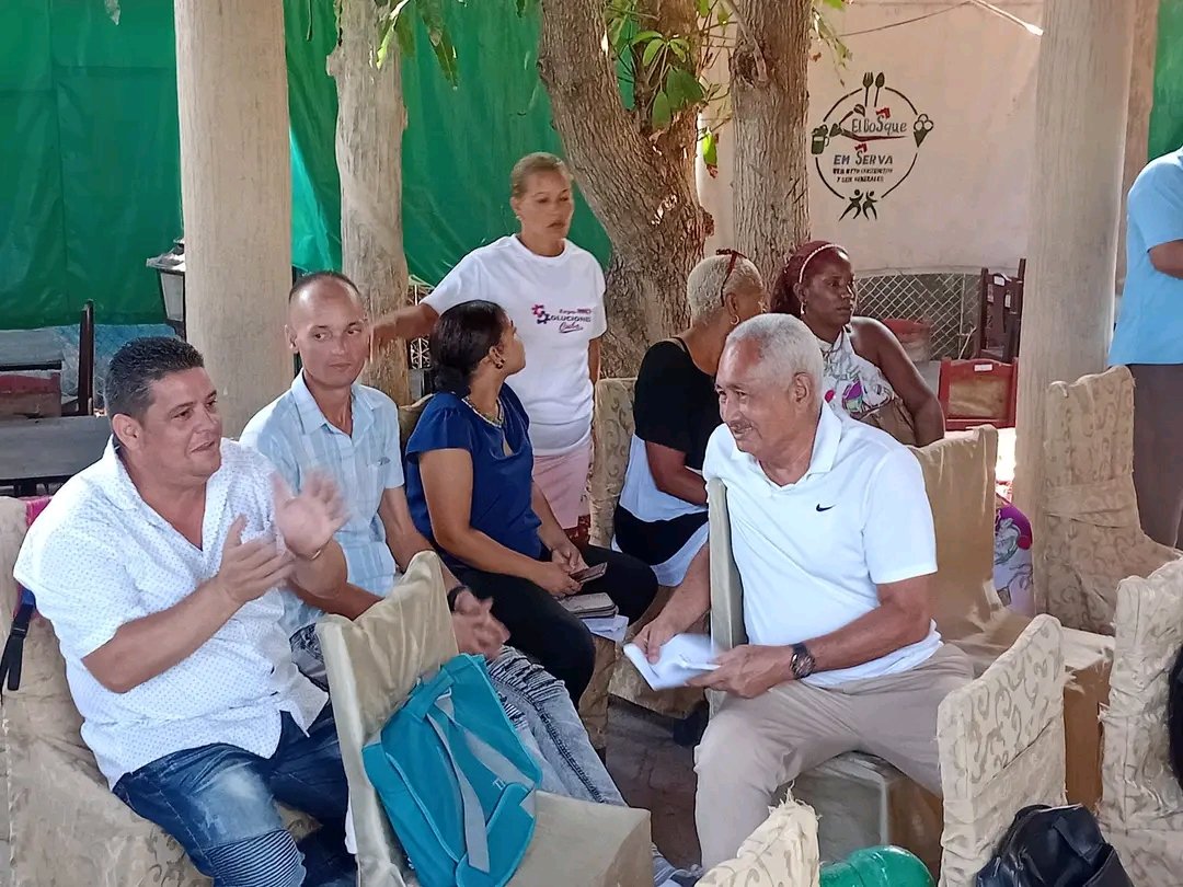 Chrishidalgz's tweet photo. En la jornada de hoy se realizó la IV Edición de la ExpoAnir "Soluciones Cuba" en el Municipio de la #HabanaVieja.
Relevantes e importantes los trabajos y soluciones que se presentaron. Donde primo la generalización de experiencias de los Innovadores.
#InnovarEsCrecer https://t.co/FgKev8pTYU