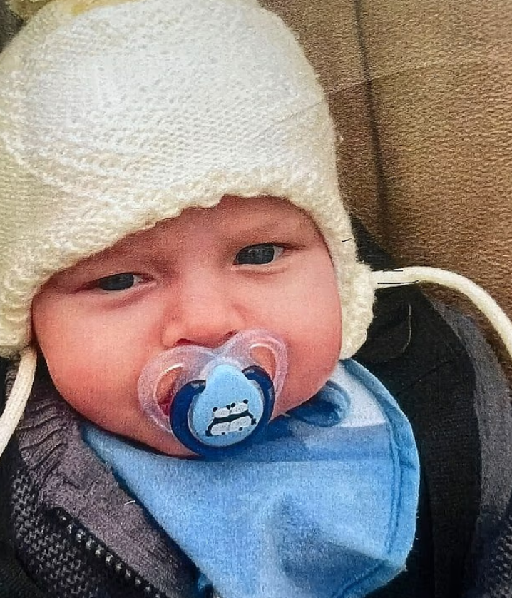 GriftReport's tweet image. Teacher Jamie Varley, 37, accused of sexually abusing and murdering baby boy he was trying to adopt described the child as "dead meat" court hears,

the former secondary school teacher from Blackpool allegedly smothered 13-month-old Preston Davey causing acute upper airway