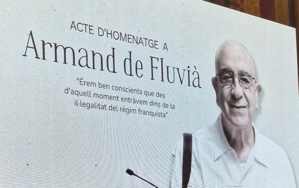 evabaror's tweet photo. Avui a #Barcelona hem rendit homenatge a Armand de Fluvià, erudit, activista pioner en la defensa dels drets del col•lectiu #LGBTI, fundador de #MELH #FAGC @CasalLambda @fundacio_enllac, catalanista, patriota, republicà i amant de les croquetes, el seu llegat és + viu q mai! 🌈 https://t.co/2fdQBqeCv4