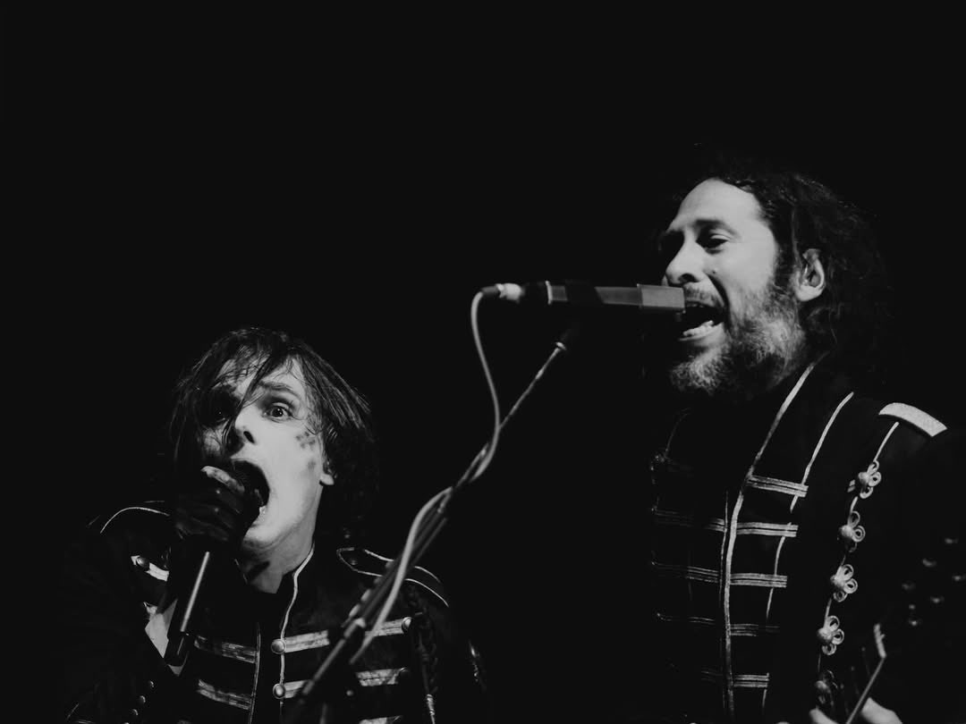 daily long live the black parade tweet media