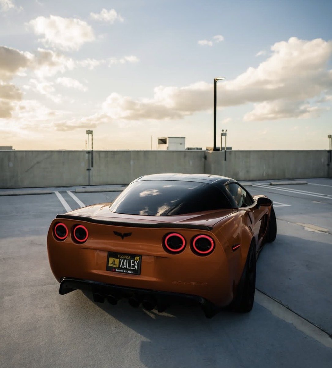 Miss.ayo.artss tweet media