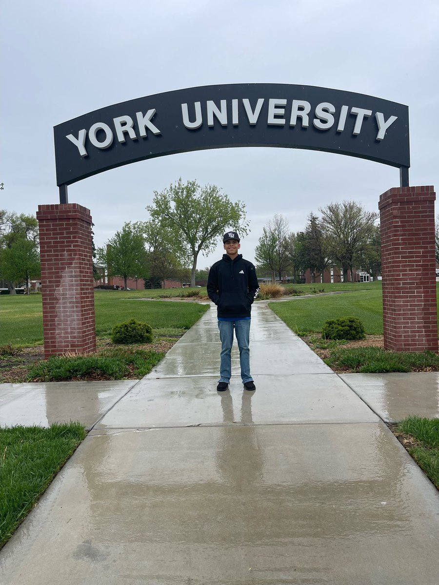 zachsal806's tweet image. Had such a great time seeing the @YorkUNebraska campus and facilities in person! 

Learn to love the journey God has for you. 🙌🏽💙 
Go Panthers!! #campus #jesuslovesyou