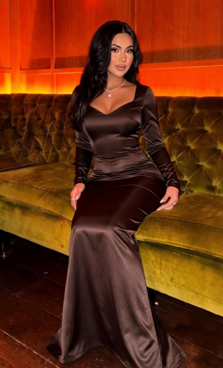 منى الطرابلسي👑 tweet media