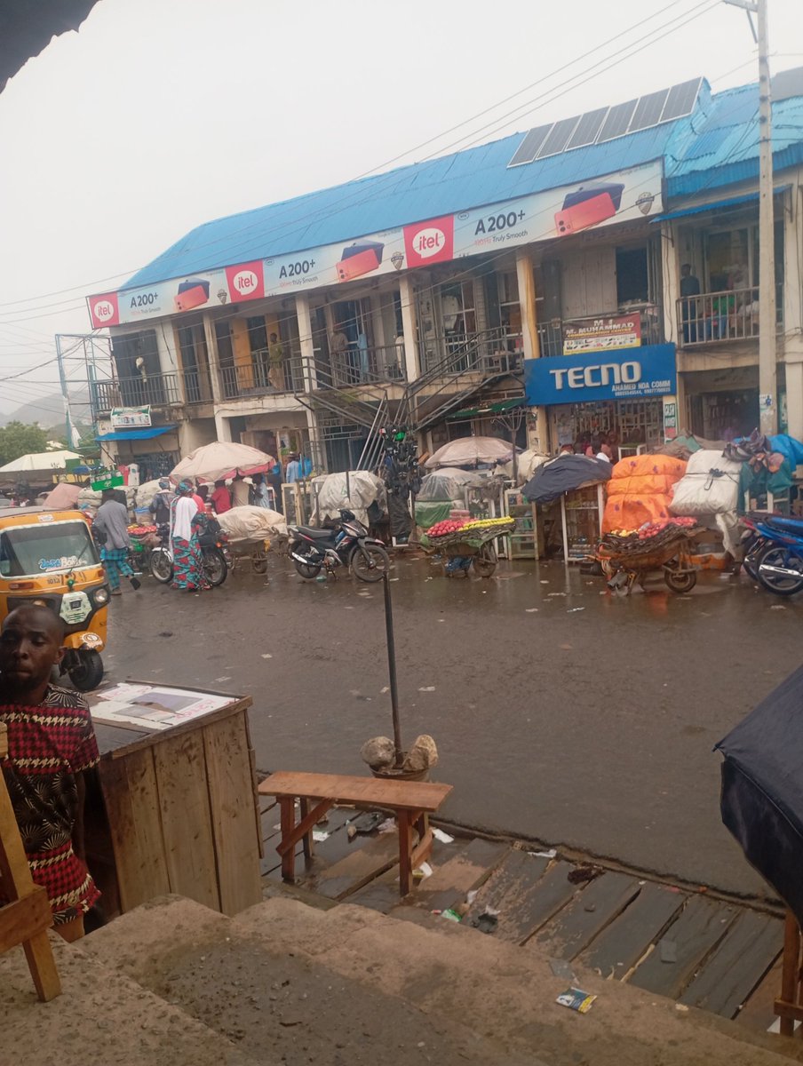 THE MOVIE GUY tweet media