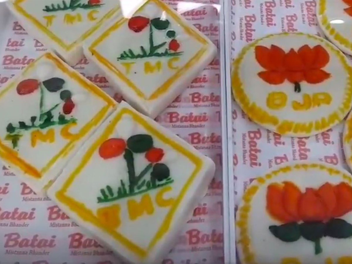 ani_digital's tweet image. Taste of democracy: Howrah's sweetmaker turns election fever into culinary art
Read @ANI Story | aninews.in/news/national/…
#Bengal #Polls #Howrah
