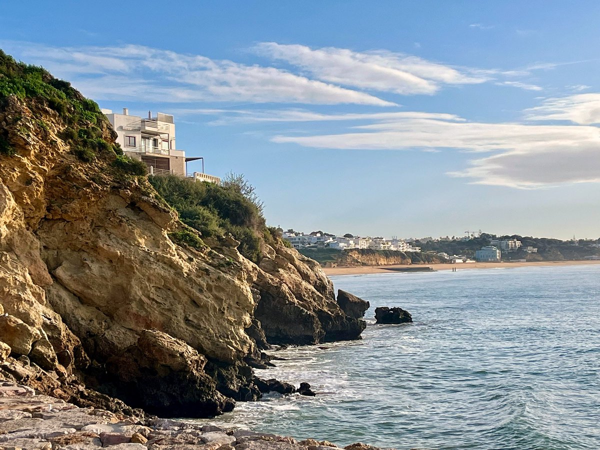 lizzie_hubbard2's tweet image. Lucky enough to call this place home for the last 15 years and there is nowhere more beautiful 😍 The #Algarve 🇵🇹 #Portugal #VisitAlgarve #coastline 

#BestOfPortugal #VisitPortugal