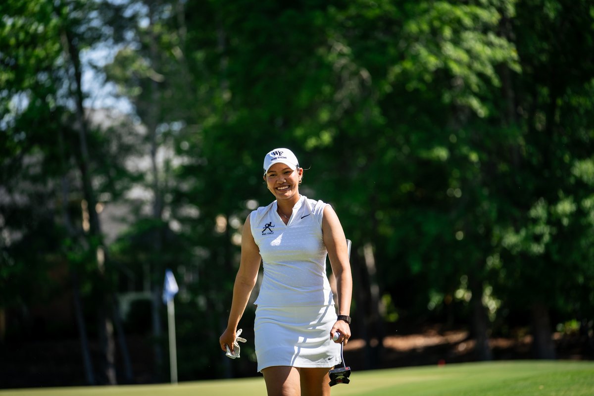 WakeWGolf's tweet image. Looking forward to more moments like these in the postseason ✨ Tune in tomorrow to 𝐆𝐨𝐥𝐟 𝐂𝐡𝐚𝐧𝐧𝐞𝐥 at 4 p.m. as we find out our location for NCAA Regionals 📺