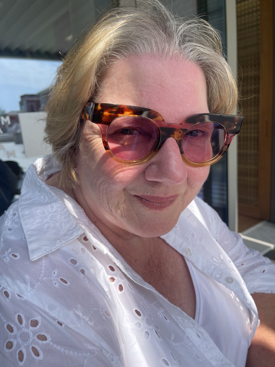 Chris44g tweet media