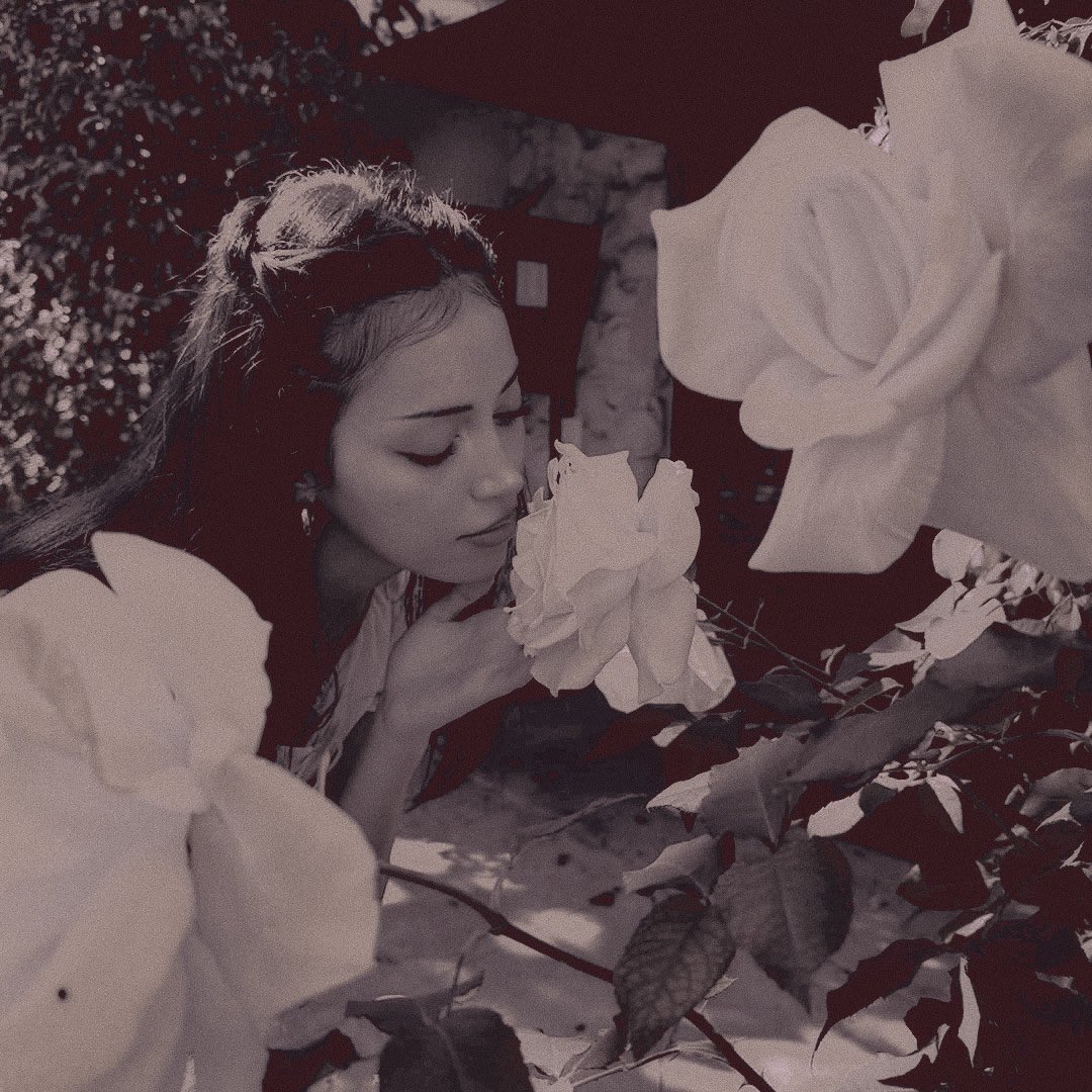 𝐾𝐸𝐿𝐿𝑌 tweet media