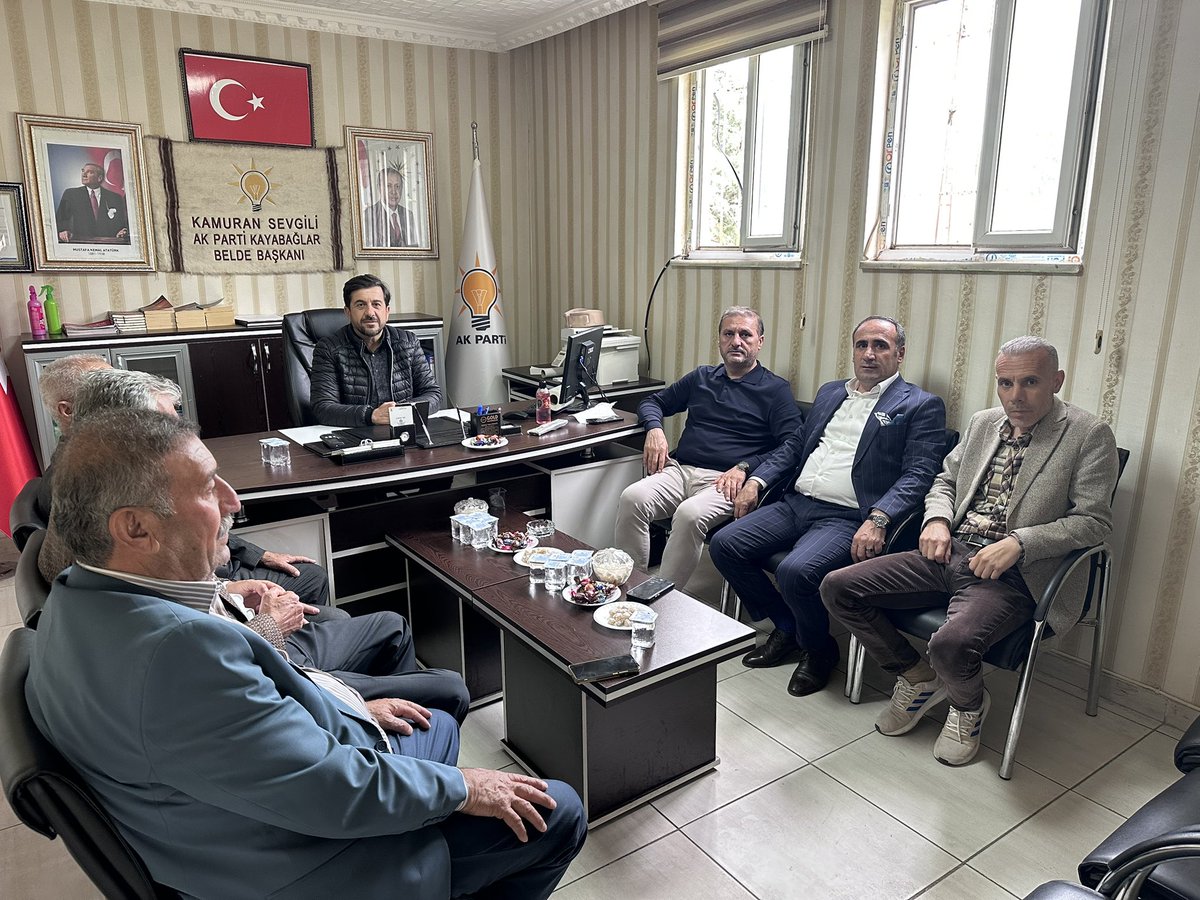 Kurtalan ilçe başkanımız sayın <a href="/salihkaratas_56/">Salih Karataş</a> kayabağlar belediye başkanımız sayın Hasan nas bizi partı binamızda ziyaret ettiler. Yaptığımız yapacağımız çalışmalarımız için istişarelerde bulunduk