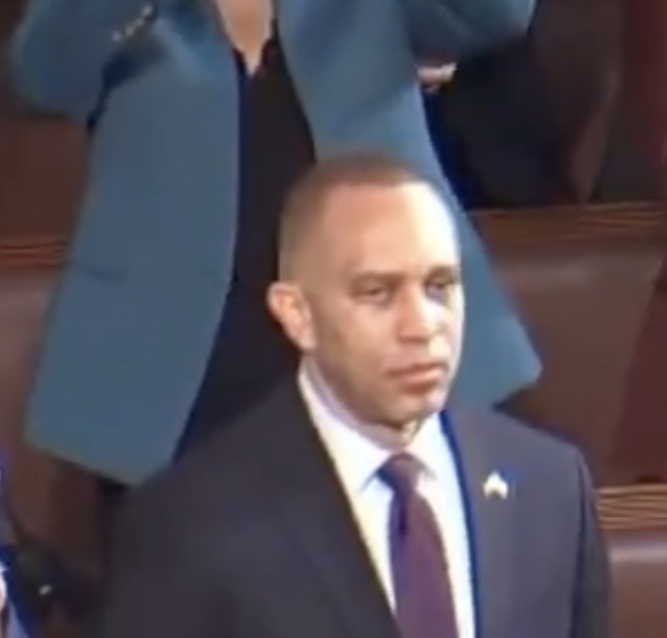 Stefanie tweet media