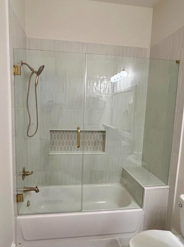 CollinCoGlass's tweet photo. Upgrade your home with luxury residential glass! 🚿 From frameless showers to custom mirrors, we provide high-end solutions for North Texas bathrooms. Achieve a sleek, modern look with precision installation. Read Part I here:  https://t.co/6kPlqjZ66Q

#HighEndGlassUpgrades #BathroomDesign #CollinCountyGlass #HomeRenovation