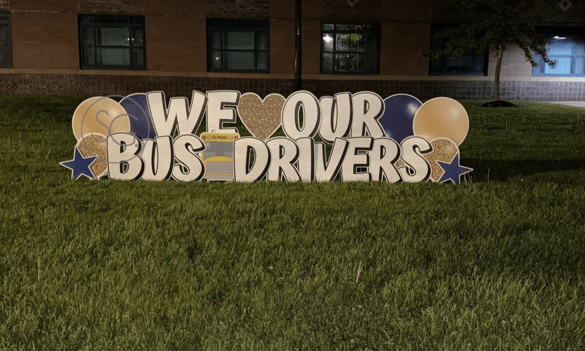 SGFoothills's tweet image. It's time to show all the love to al the staff.  We so appreciate all the bus drivers! Thanks for all you! #schooldays #schoolbus #appreciation
#celebrateeverything #customyardgreetings #readysetcelebrate #sgfoothills #signgypsiesfoothills #thankyou #weloveourdrivers