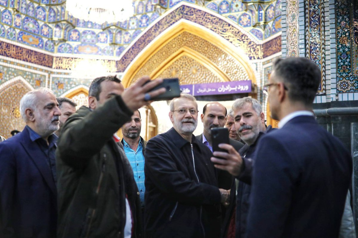 FarsNews_Agency's tweet photo. ��� تصاویری از آخرین زیارت شهید علی لاریجانی در حرم مطهر رضوی https://t.co/8cCFVvWM1y