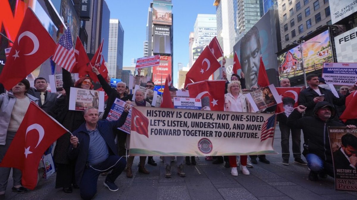 algalitsky's tweet photo. The Turkish lobby is throwing a tantrum in New York over @NYCMayor's principled recognition of the Armenian Genocide and condemnation of Azerbaijan's ethnic cleansing of Artsakh.

Guess they missed the memo – New York isn't the 'Istanbul of America' anymore. https://t.co/pjWbkodM3j