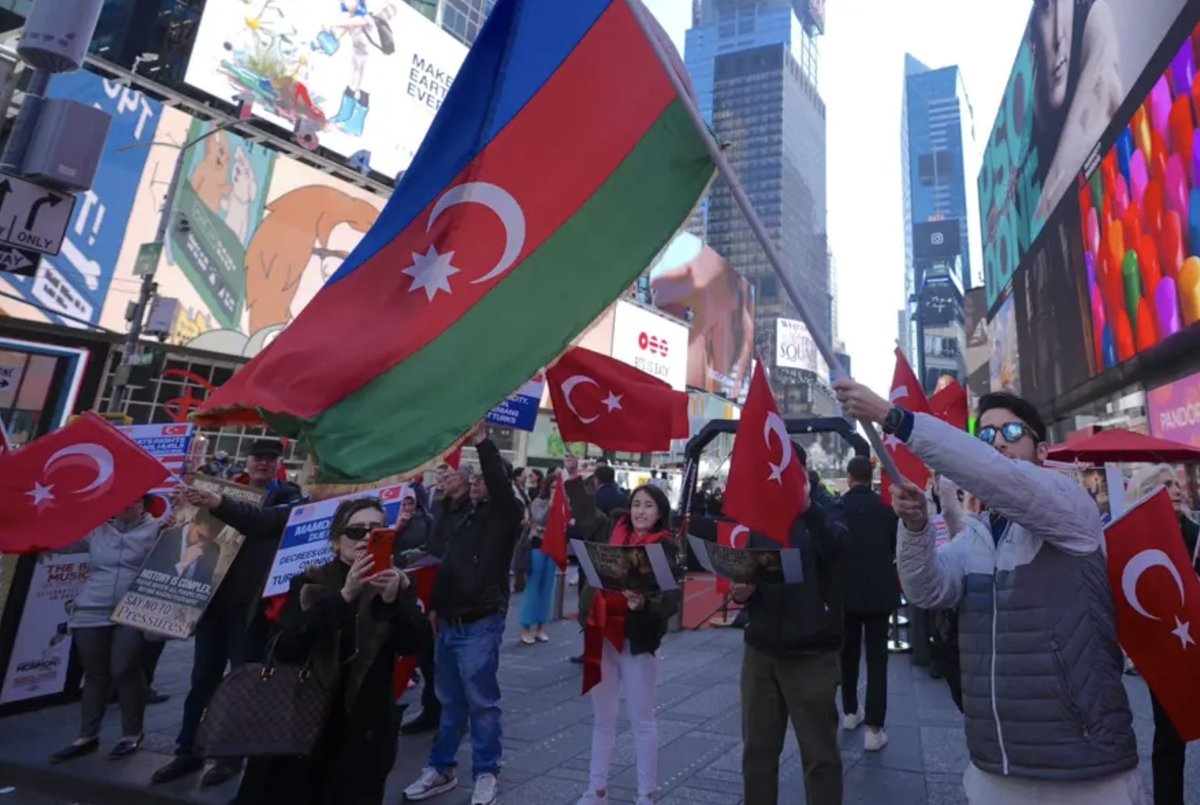 algalitsky's tweet photo. The Turkish lobby is throwing a tantrum in New York over @NYCMayor's principled recognition of the Armenian Genocide and condemnation of Azerbaijan's ethnic cleansing of Artsakh.

Guess they missed the memo – New York isn't the 'Istanbul of America' anymore. https://t.co/pjWbkodM3j