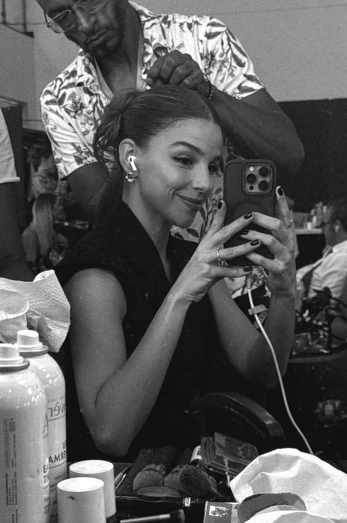 fernanda 🦊 tweet media