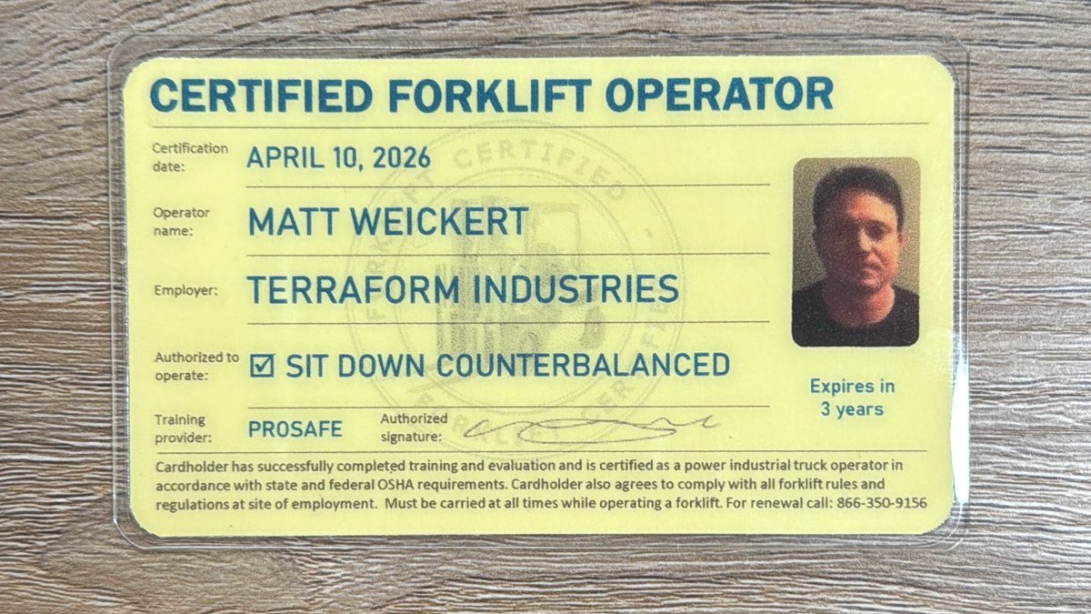 buildmattw's tweet photo. Today is a proud day. I can feel my ancestors smiling upon me. https://t.co/YawwJtdwtT