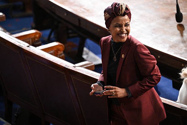 Gina Milan tweet media