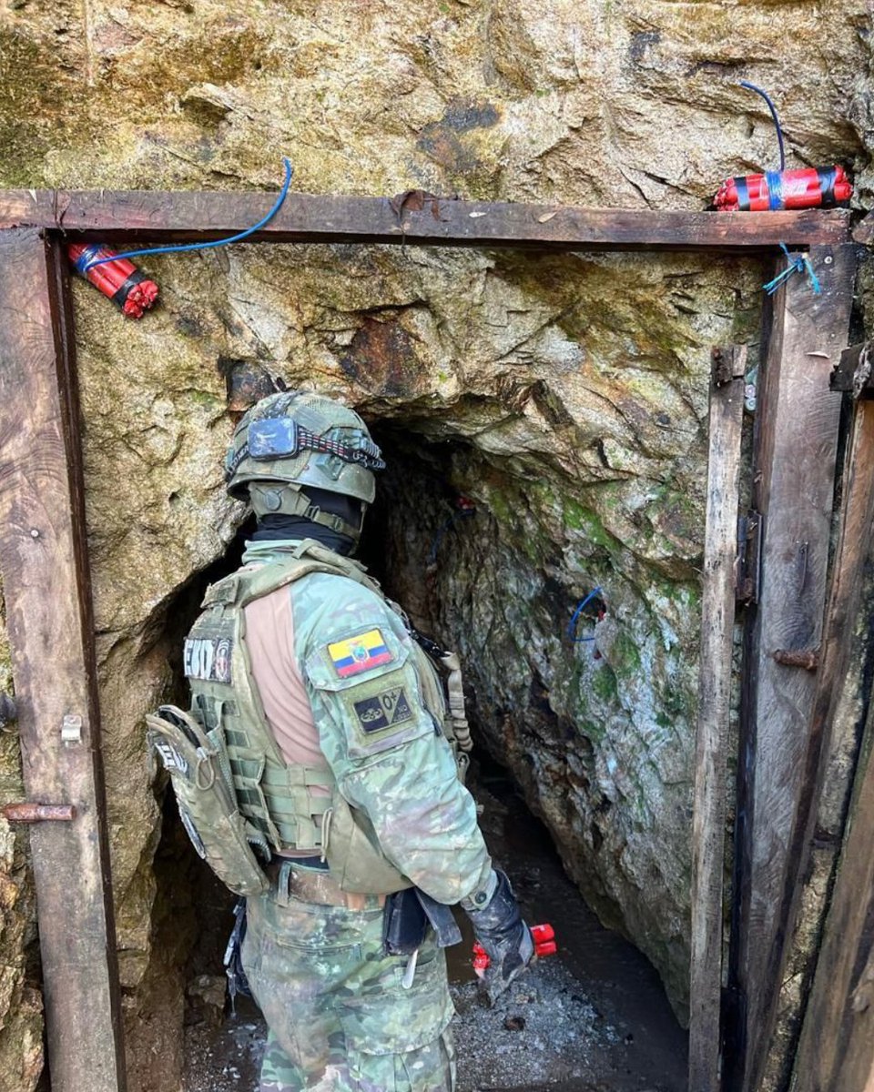 Fuerzas Armadas del Ecuador tweet media