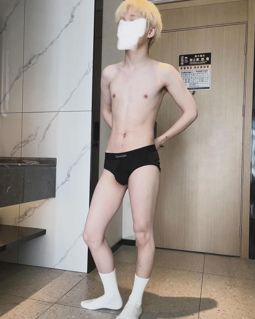 曾经迷人的应老师 tweet media