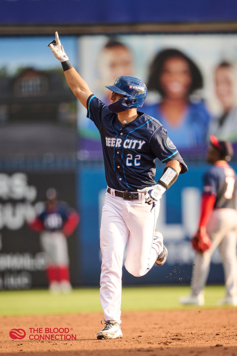 GoTourists's tweet photo. Hey Tourists fans, your Blood Connection Player of the Month is Jason Schiavone, 2nd in the SAL, and all of High-A with seven HRs in April! 🔥 https://t.co/nnriGqFPca