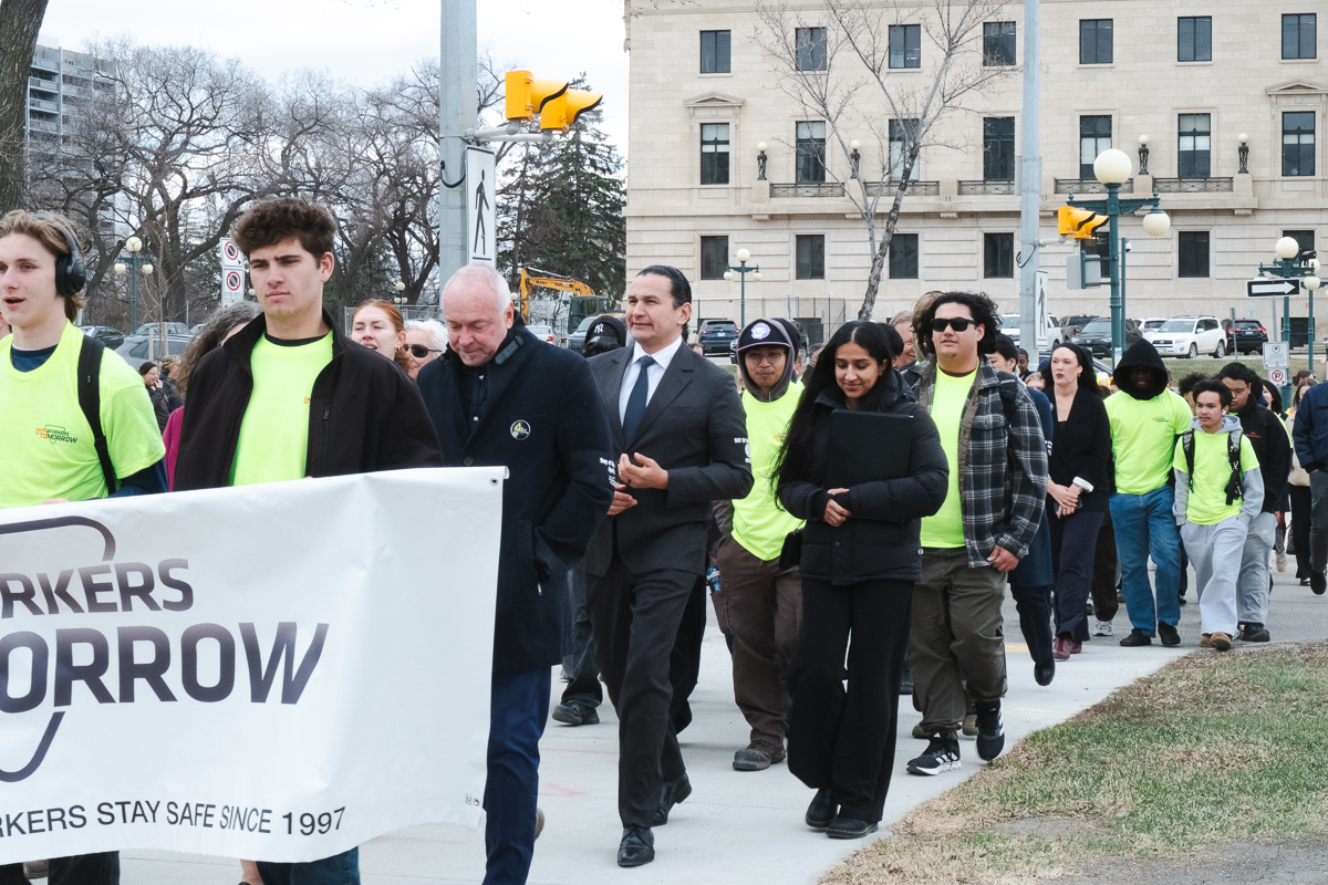 CSAM_Manitoba's tweet image. CSAM staff joined today’s Day of Mourning Leaders’ Walk in Winnipeg. Together with the Manitoba Federation of Labour and Safe Workers of Tomorrow, we honour those who didn’t make it home and recommit to safer workplaces. 🕯️#dayofmourning #safety #CSAM