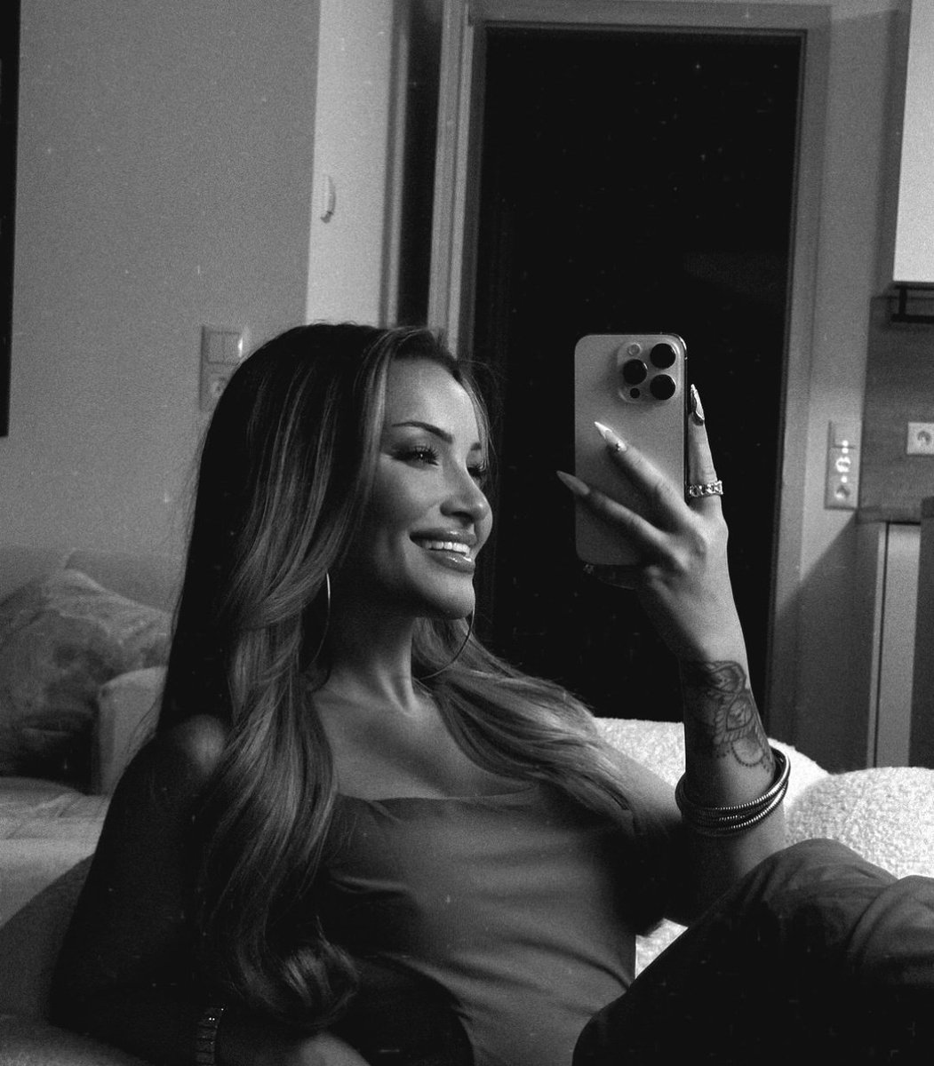 Celeste Vanderbilt tweet media