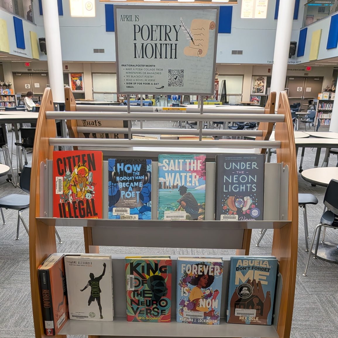MnDeptEd's tweet photo. Meet a future school librarian! Amanda Lara is working as a para as a media clerk at Rosemount-Apple Valley-Eagan Public Schools as she works toward a dual teaching and library media specialist degree! #MNSchoolLibraries #SchoolLibraryMonth https://t.co/G79TKeQQ6H
