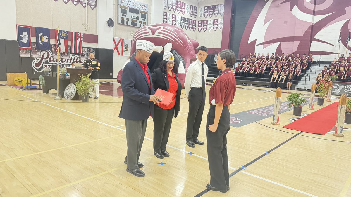 AMVETS_CA's tweet image. AMVETS proudly recognized top cadets at Paloma Valley HS Awards Night 🇺🇸

🔥 Leadership. Dedication. Excellence.

#AMVETS #JROTC #FutureLeaders