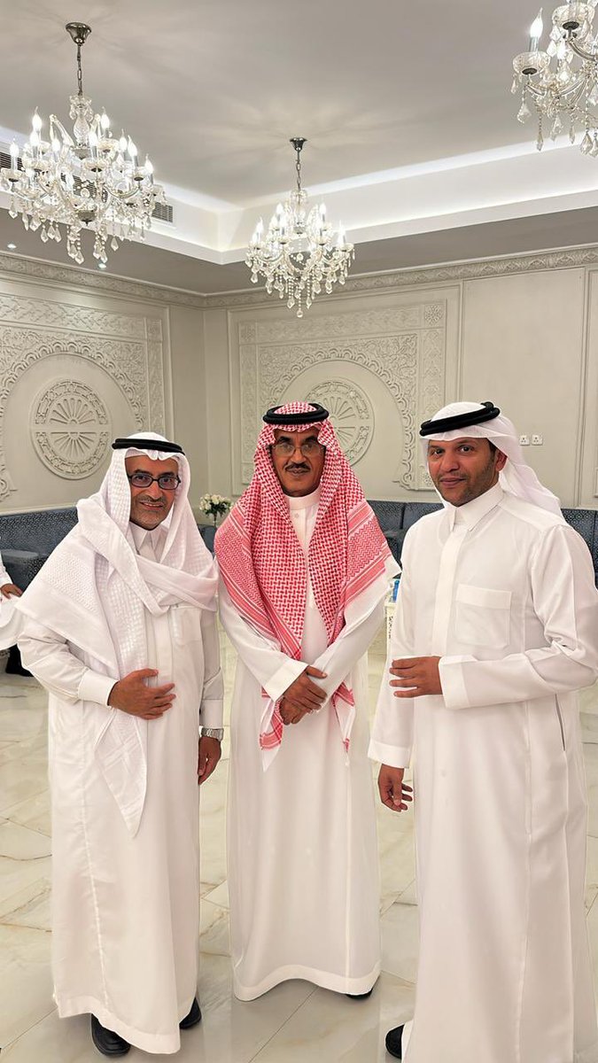 خلف الصقير tweet media