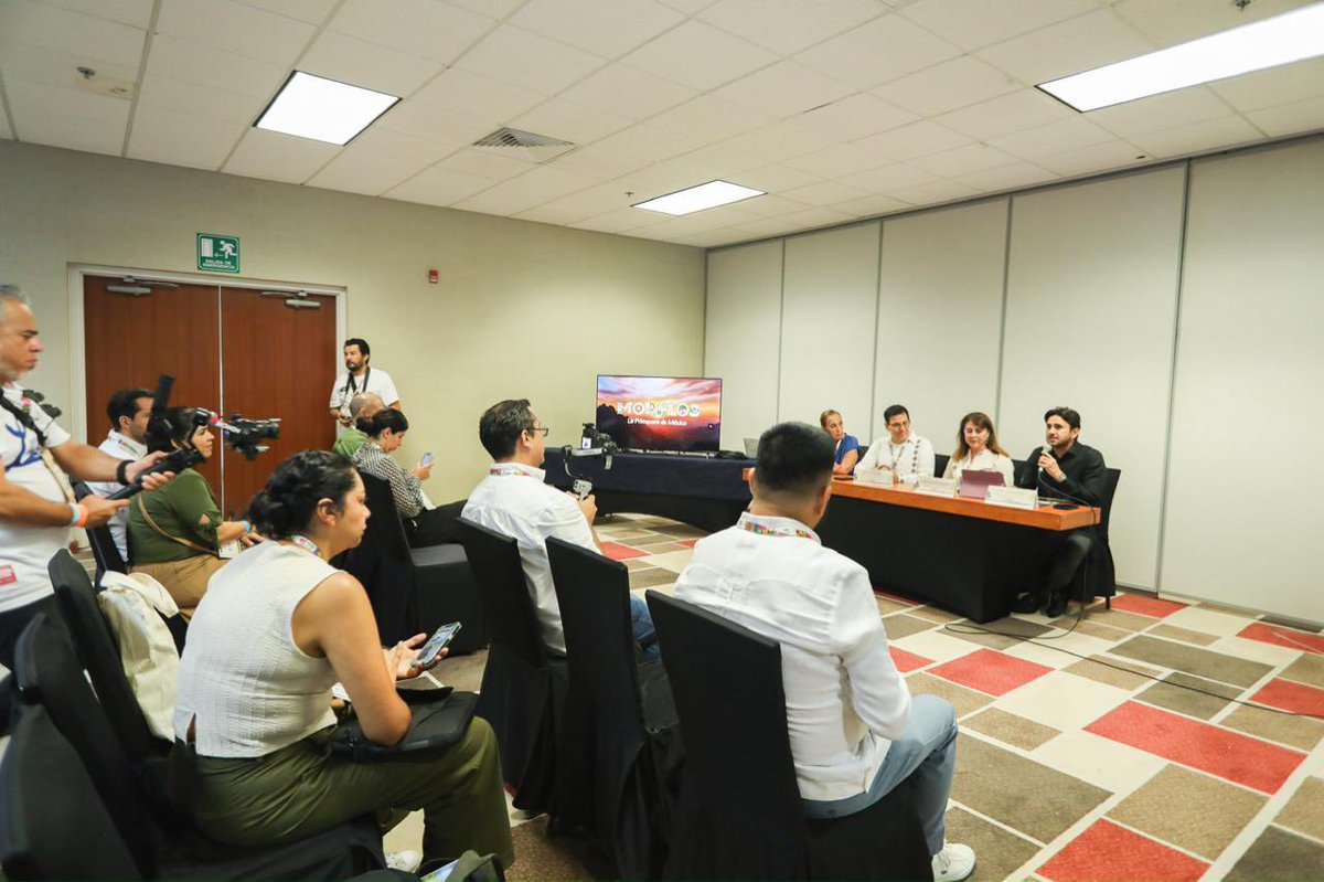 Multimagen tweet media