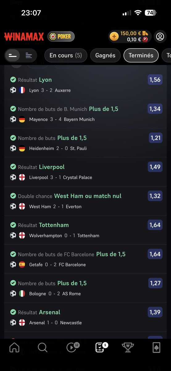 LouisPitault's tweet photo. @rosemarkk @LeBarjotProno C’est son prono à lui en plus mdrrrr, il me nourrit https://t.co/zAlrIojIDx