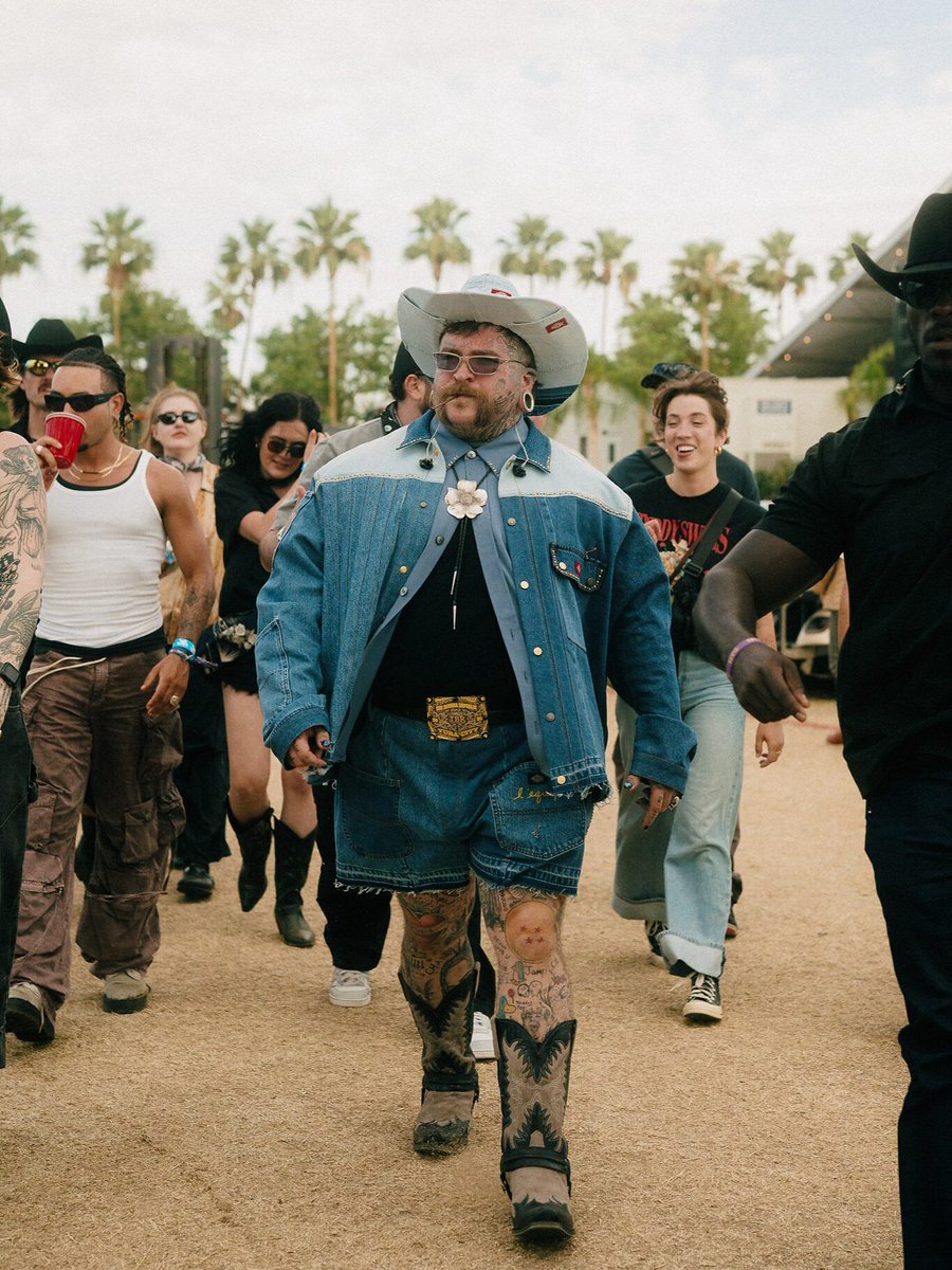 Dickies's tweet photo. @Teddyswims took over Stagecoach this weekend in custom Dickies.

Styling: @christianstroble 
Photography: @benzckr https://t.co/U2uc4LVXN1