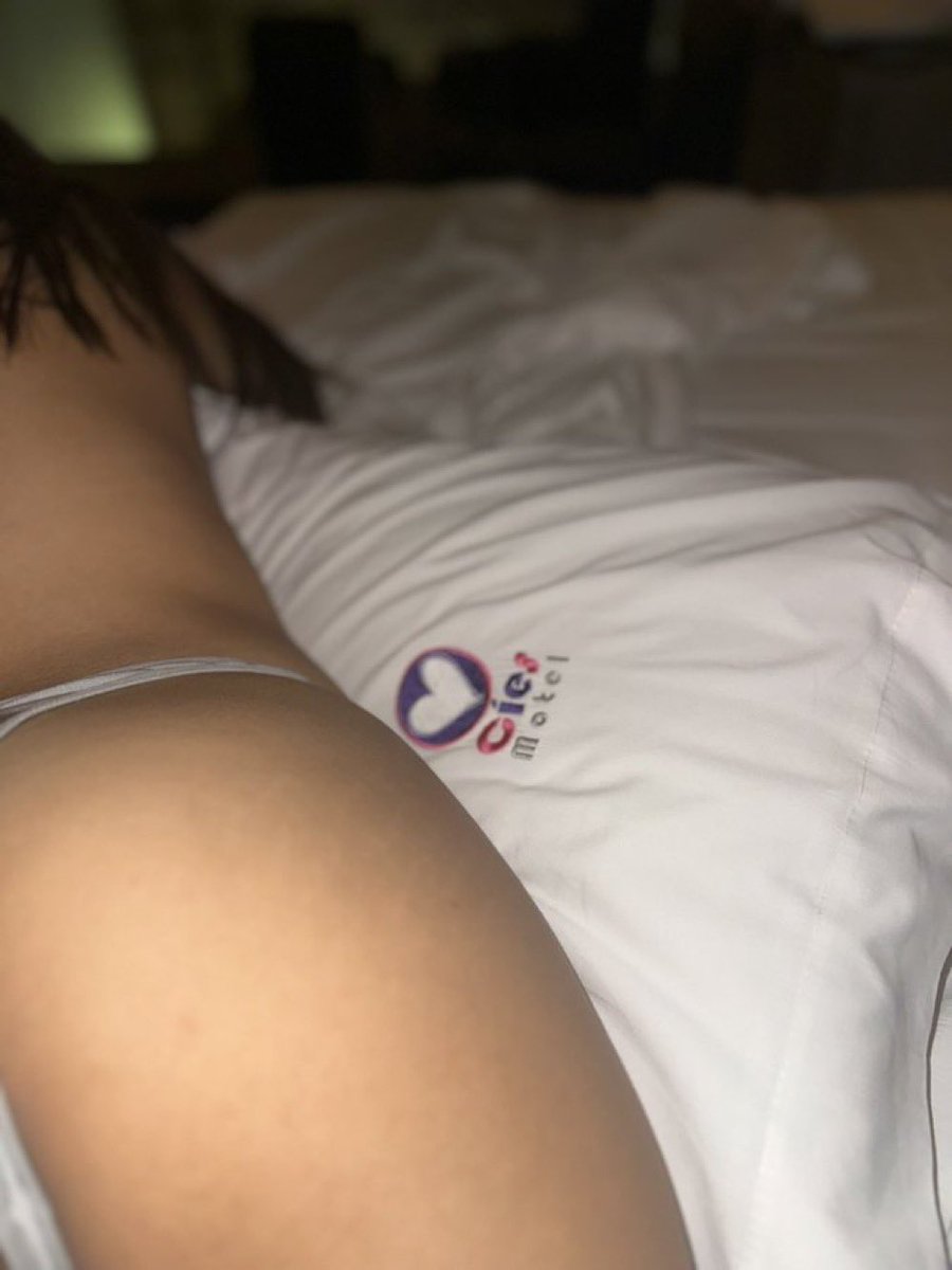 Voy camino al motel Cies con esta amiga, alguna pareja quiere venir 🔥😈? O chica unicornio….