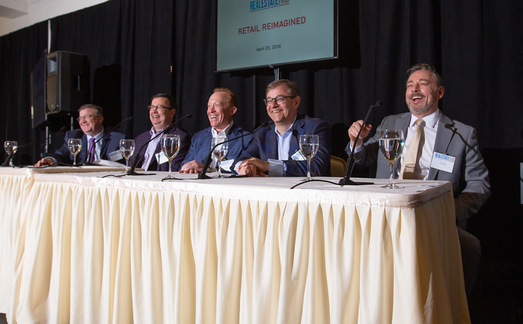 NewsByRENJ's tweet image. Thank you to our #sponsors, #attendees and #panelists!
#Retail Reimagined - April 23, 2026
@TheHighlawn – #WestOrange, #NJ

ow.ly/oSaX50YRijU

Our latest program drew a packed house for networking and panel discussions featuring top developers and other #NJCRE leaders.