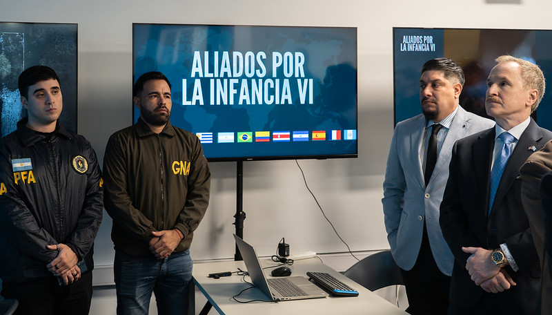 Embajador Peter Lamelas tweet media
