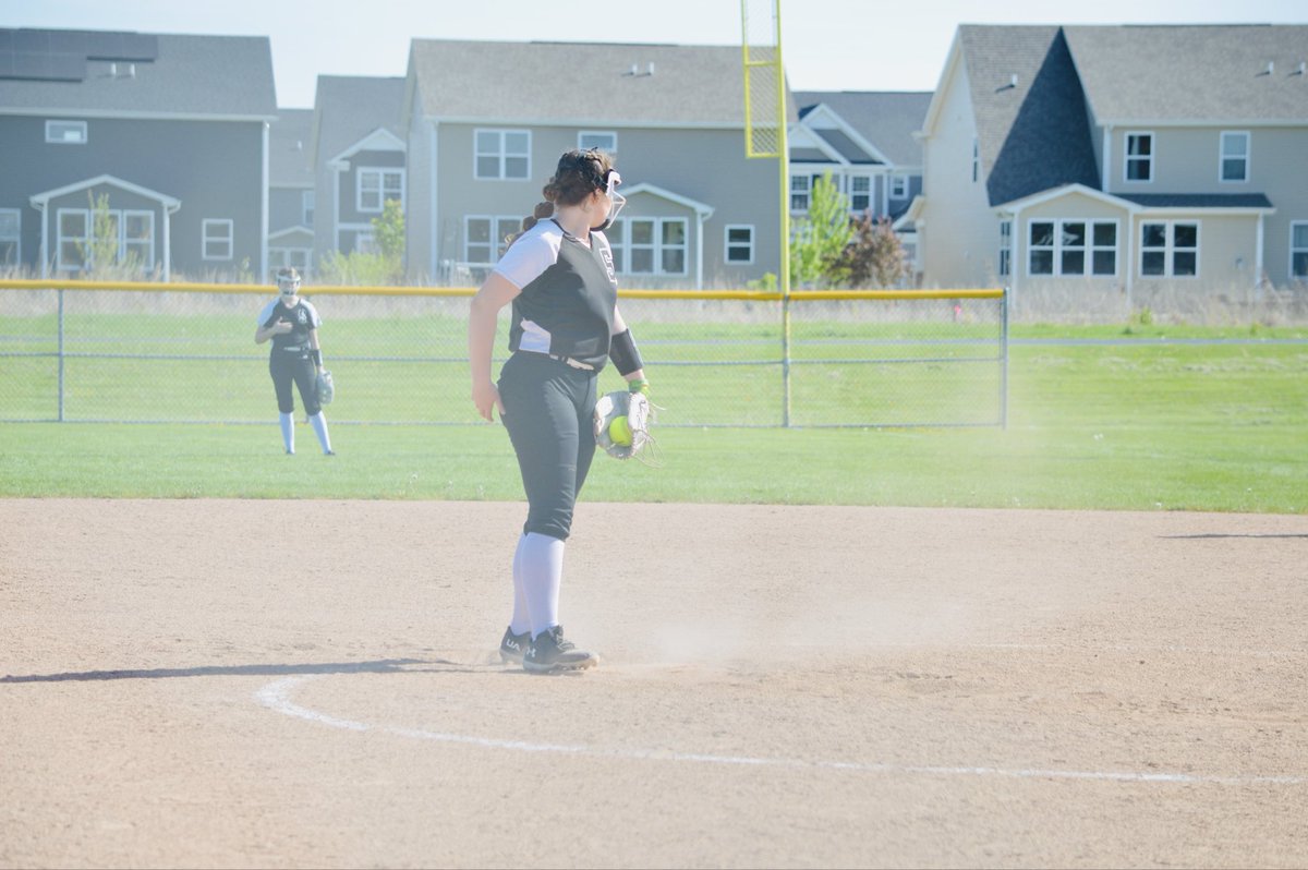 EstellePittard's tweet photo. My mom took some great pictures of me this weekend. I love them! https://t.co/Ib7t2zw1nt