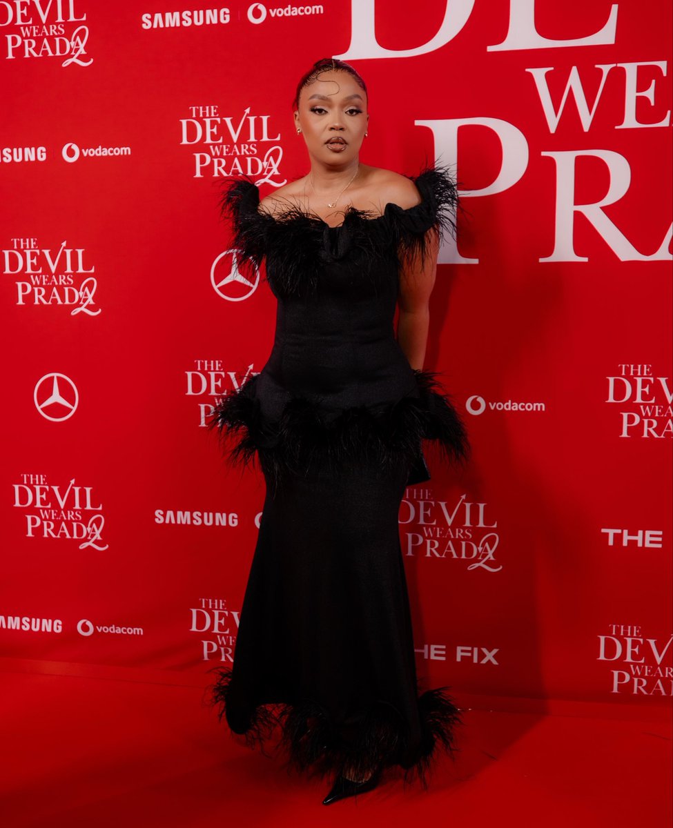 Tumi 🎀 tweet media