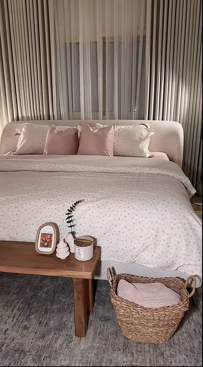 روزي tweet media