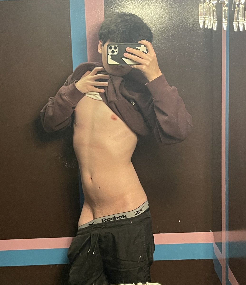 popcorn bag🐾 tweet media