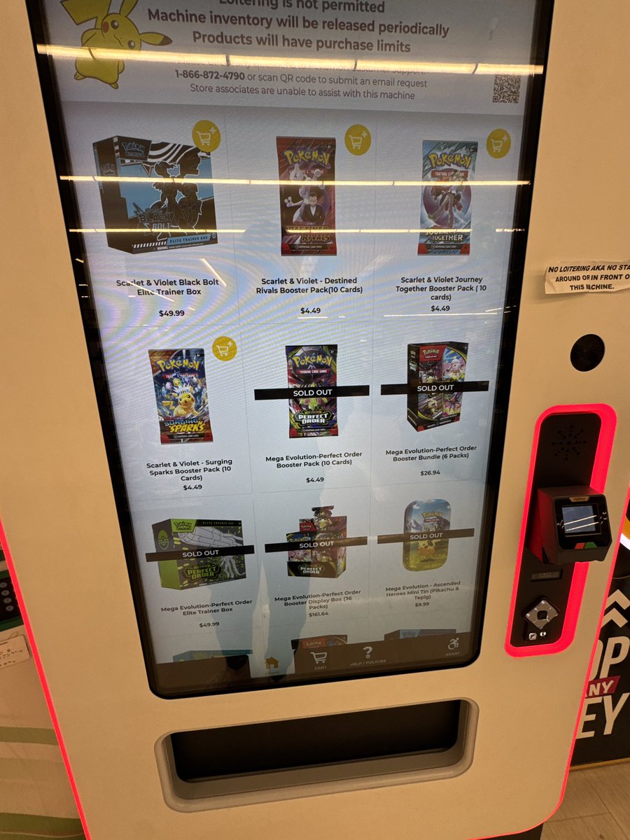 AviAkbarX's tweet photo. i spend too much time and money at these damn machines bro 😭 https://t.co/icRyosGoEV