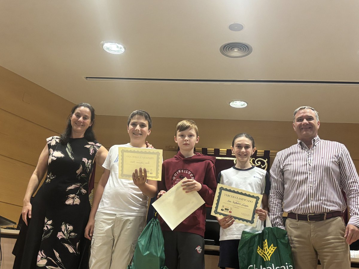 fecsfc's tweet photo. Y ¡hemos ganado un premio! Sara ha conseguido el tercer puesto en la prueba individual. Enhorabuena. #somosfec #calidadfec https://t.co/IzE4KyEUx7