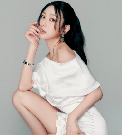 About Music tweet media