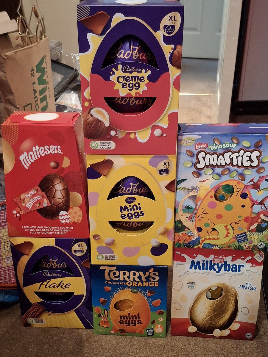 Clariss96192813's tweet image. Easter Eggs, for the grandkids I might add #easter #chocolate #eastereggs