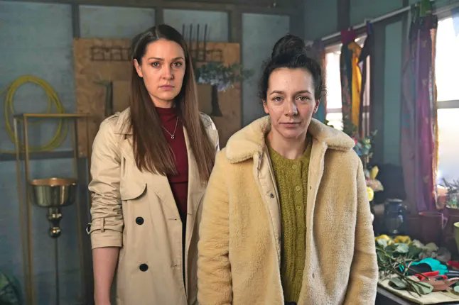 prinzzesaalive's tweet photo. Sienna is sabotaging herself. 🥀She can't accept Cleo’s love because she knows she’s in the wrong. Just like with Jez, she’s slamming the door on a second chance—choosing her dark secrets over the unconditional love she thinks she doesn't deserve.. #hollyoaks #clienna https://t.co/8qx9HyqqhI