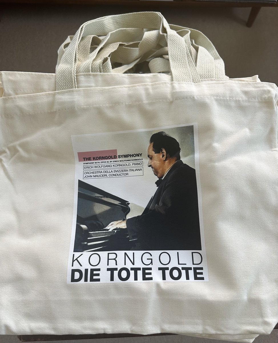 SupertrainMusic's tweet photo. Free Tote Bag with the purchase of a KORNGOLD SYMPHONY CD at Bandcamp. It was a matter of time...Die tote TOTE:
https://t.co/UjiImp4OxT https://t.co/9vYUlWmn7Y