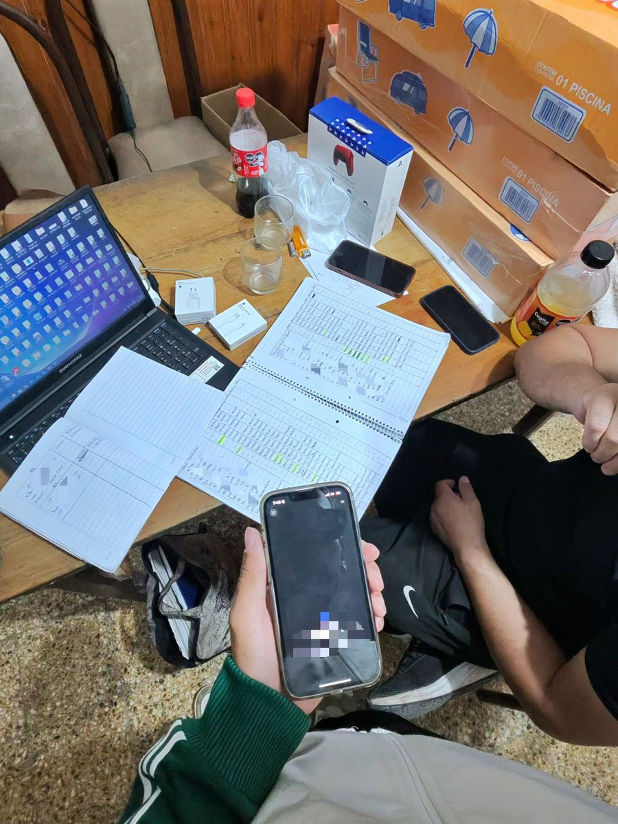 Frannkitoo.zn tweet media