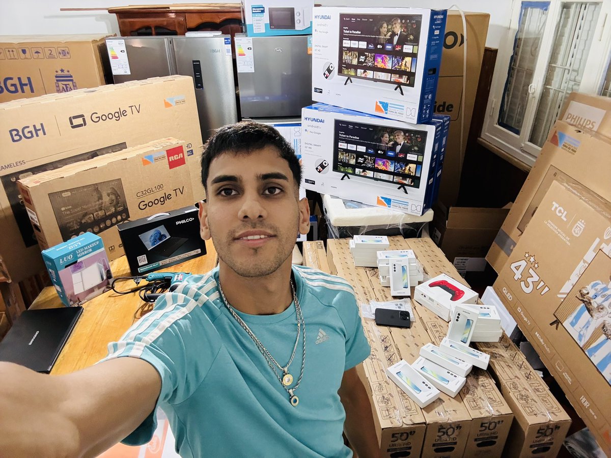 Frannkitoo.zn tweet media